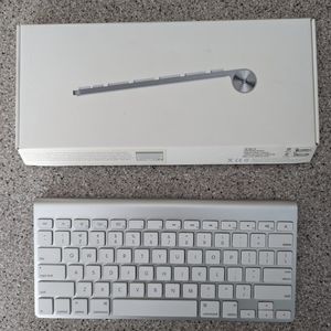 Apple wireless keyboard